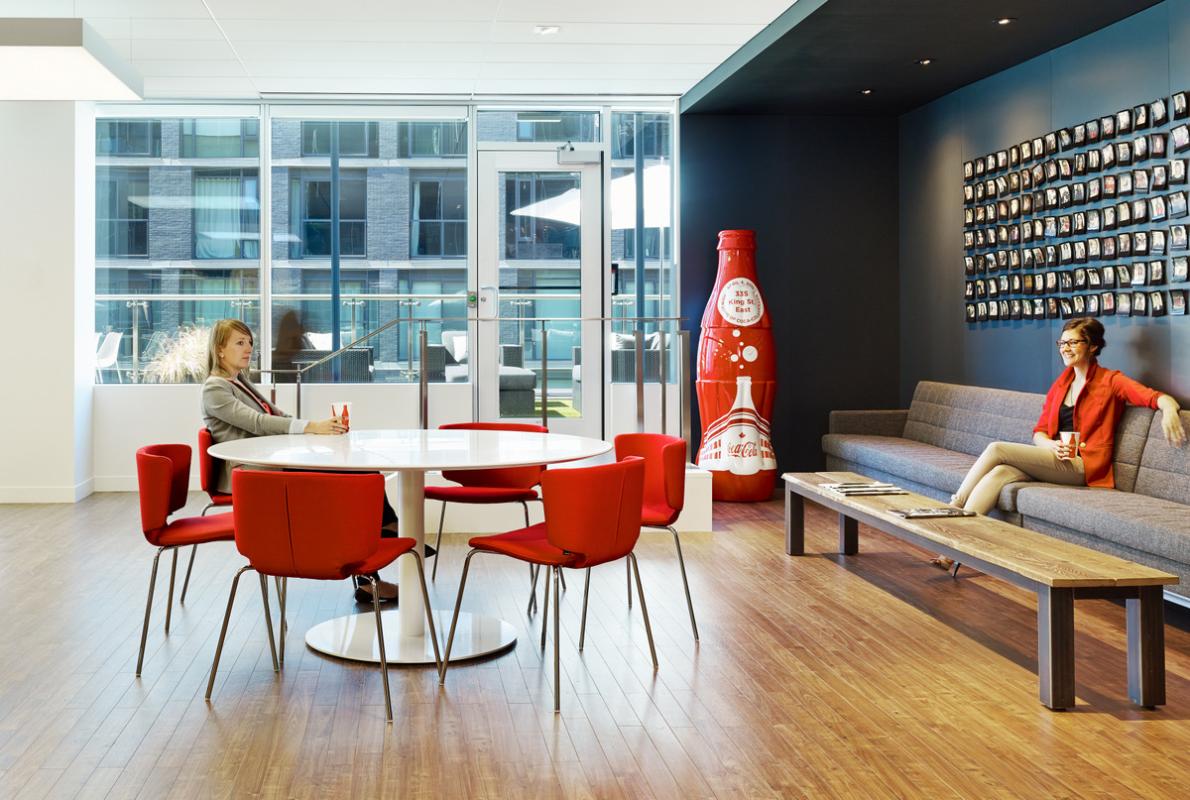 Ghé thăm văn phòng tuyệt đẹp của Coca Cola