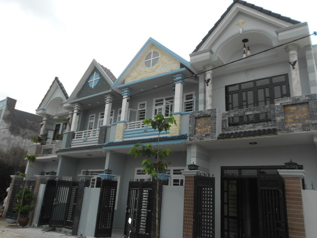 Mua nhà phố giá rẻ: Lợi bất cập hại