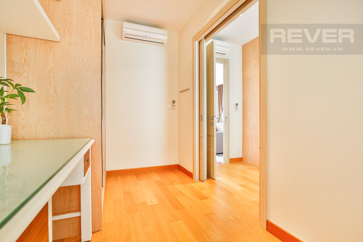 Phòng làm việc hoặc học tập Căn hộ 1 phòng ngủ hướng Nam tầng cao tháp T3 Brilliant Đảo Kim Cương