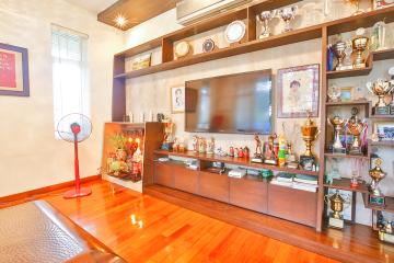 Tủ kệ TV phòng khách Villa sân vườn Nam Thông 3