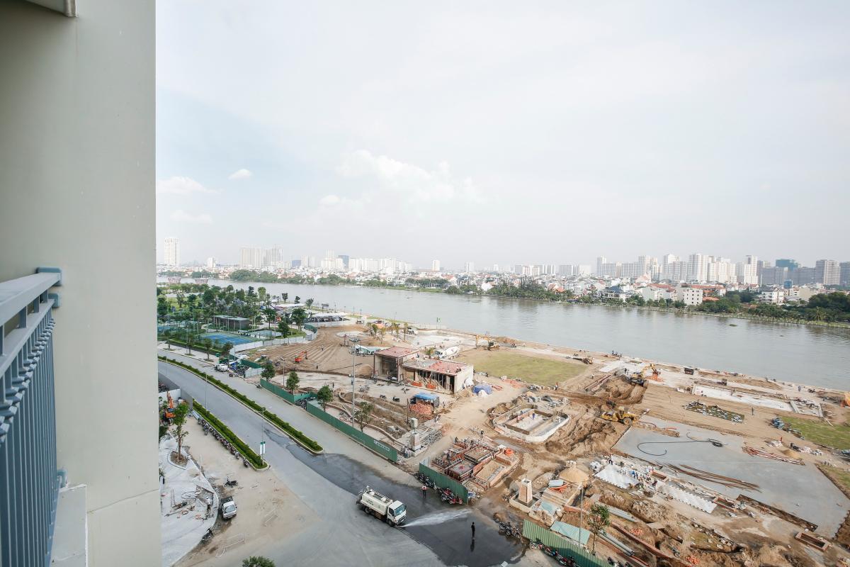 View ban công C1-07.07 Vinhomes Central Park