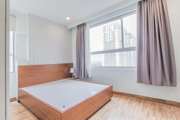 Phòng ngủ 2 ở vị trí góc Căn hộ tầng cao TA2 Tropic Garden