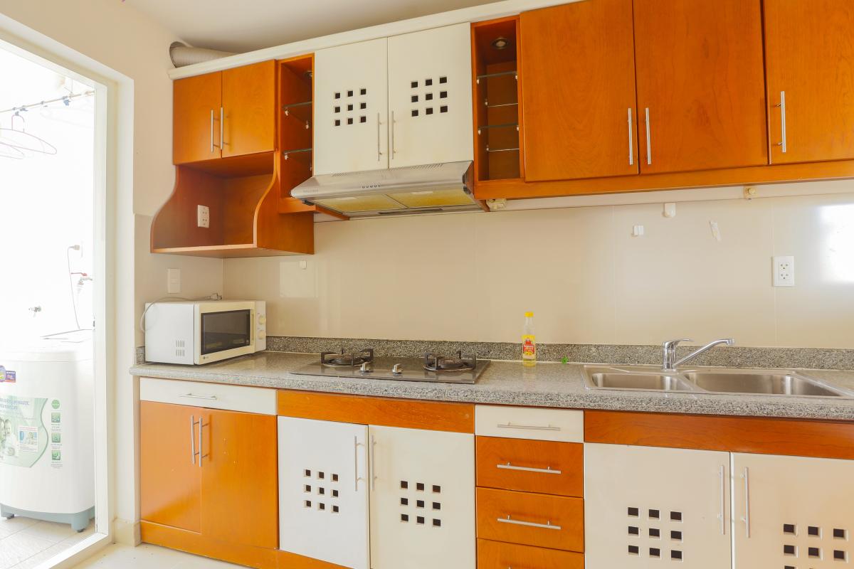 Nội thất phòng bếp gọn gàng Căn góc trung tầng tháp BC Cảnh Viên 2