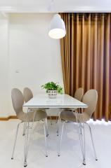 Bàn ăn hiện đại Căn hộ 1 phòng ngủ C3 Vinhomes Central Park