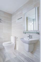 Phòng tắm Căn hộ tầng cao Happy Valley