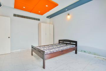 Phòng ngủ Nhà 4 tầng Tống Hữu Định Thảo Điền