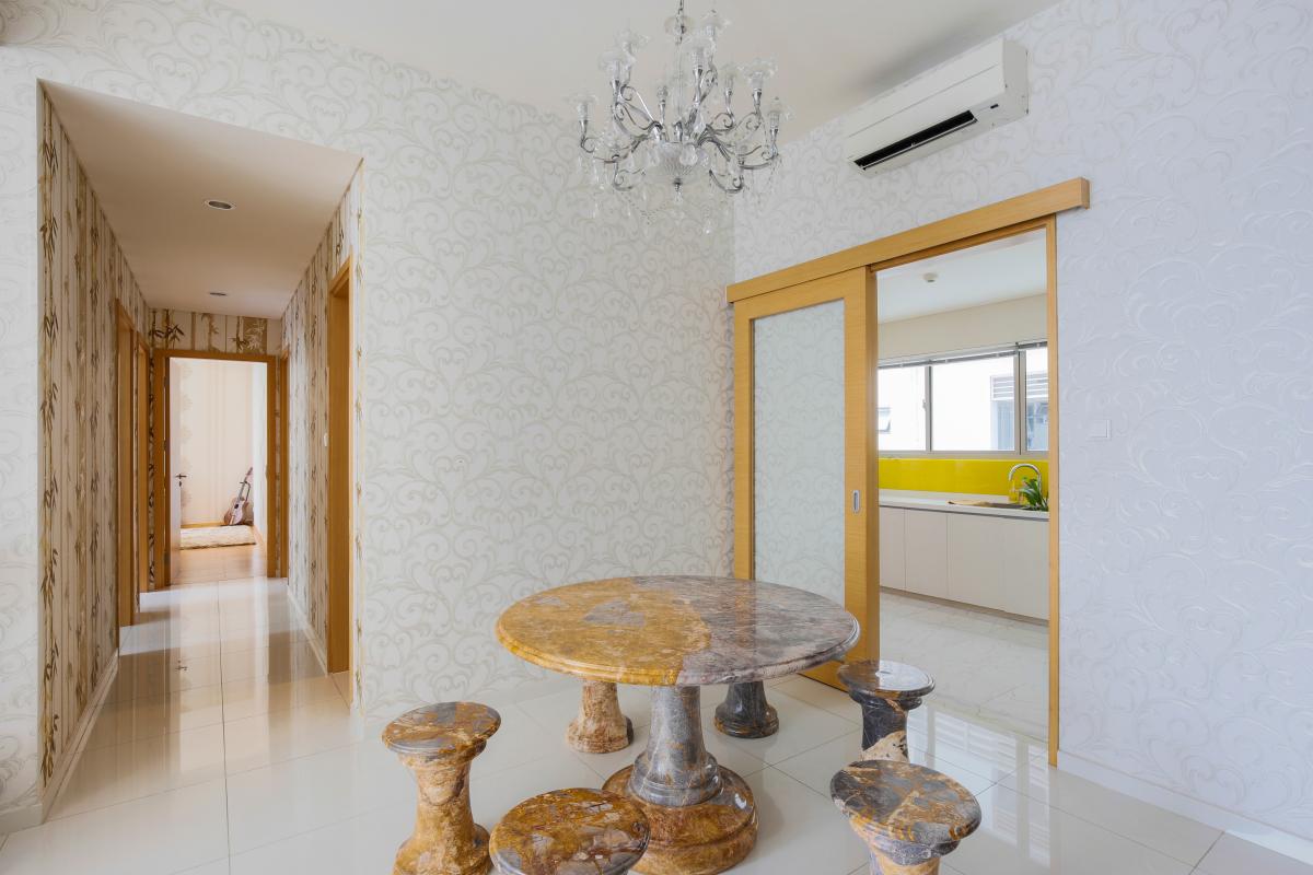 Hành lang dẫn đến phòng ngủ Căn hô tầng cao tháp T4 The Vista An Phú