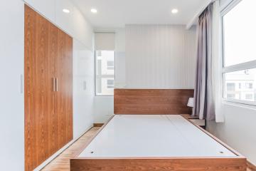 Phòng ngủ 2 ở vị trí góc Căn hộ tầng cao TA2 Tropic Garden