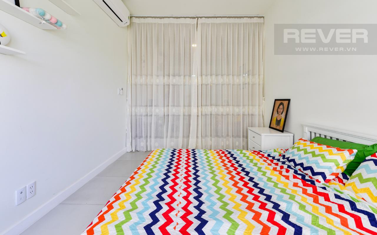 Từ phòng ngủ nhìn ra phòng khách Căn hộ Lexington Residence tầng trung tháp LB hướng Tây Bắc