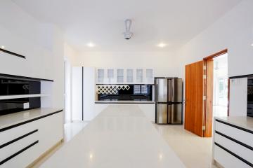  Villa 2 tầng Nguyễn Văn Hưởng