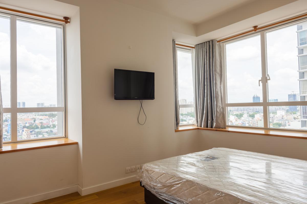  Căn góc trung tầng tháp V5 Sunrise City