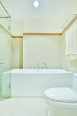 Phòng tắm Căn hộ tầng cao EA4 Era Town