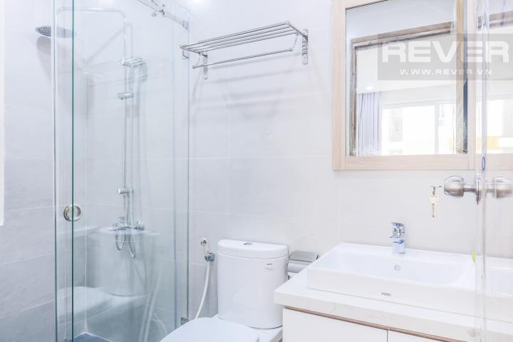 Phòng tắm 1 Căn góc hướng Tây Nam tầng cao tháp A1 Tropic Garden