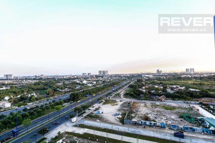 Cảnh quan xanh nhìn từ căn hộ Căn hộ hướng Nam tầng cao LA Lexington Residence