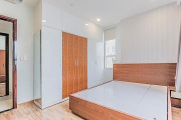 Phòng ngủ 2 ở vị trí góc Căn hộ tầng cao TA2 Tropic Garden