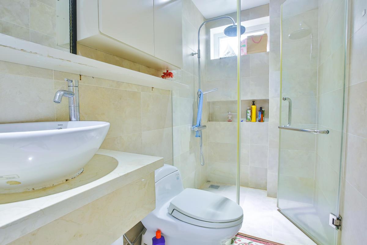 Phòng tắm 2 Villa sân vườn Nam Thông 3