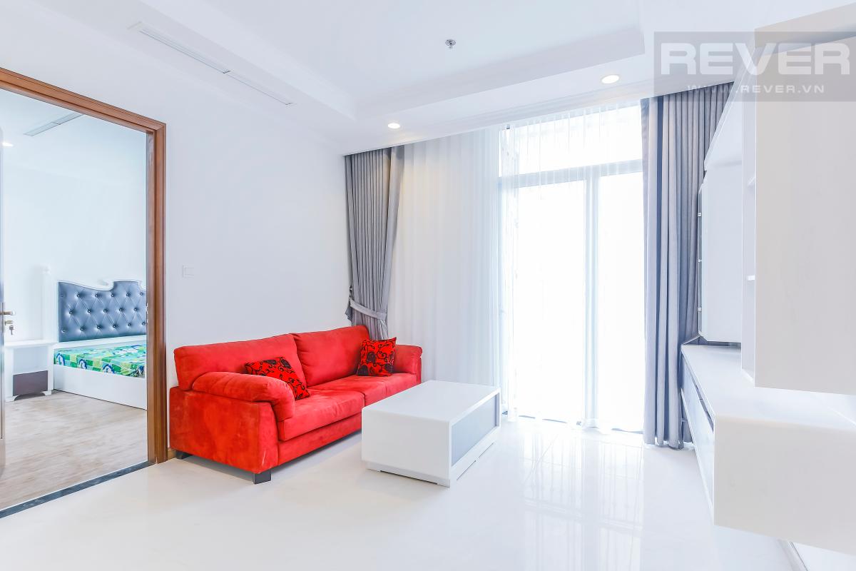 Phòng khách có tầm nhìn nội khu Căn hộ tầng cao C2 Vinhomes Central Park