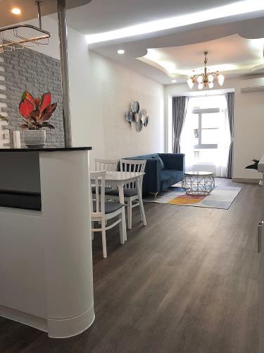 Phòng khách căn hộ Sky Garden Bán căn hộ Sky Garden đẳng cấp, đầy đủ nội thất, diện tích 71m2.