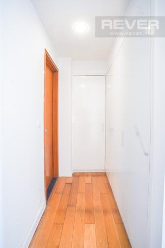 Hành Lang căn hộ Sunrise City Bán căn hộ Sunrise City 2PN, đầy đủ nội thất, diện tích 105m2, view hồ bơi và thành phố