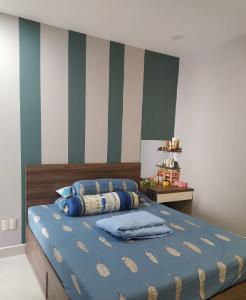 Phòng ngủ Tara Residence, Quận 8 Căn hộ Tara Residence tầng trung, view nội khu hồ bơi.