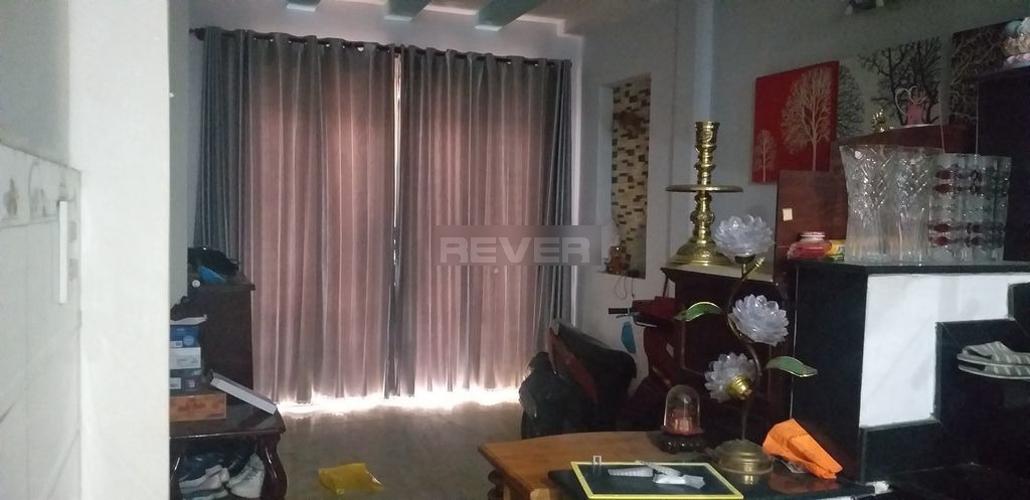 Bên trong nhà phố Tân Bình Nhà phố Tân Bình bàn giao nội thất cơ bản, nhà hướng Đông Bắc.