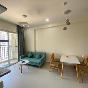 Bán căn hộ Sunrise Riverside thuộc tầng trung, 2 phòng ngủ, diện tích 70m2, sổ hồng đầy đủ