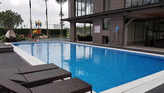 Hồ bơi Flora Fuji, Quận 9 Căn hộ Flora Fuji tầng trung, đón view nội khu yên tĩnh.