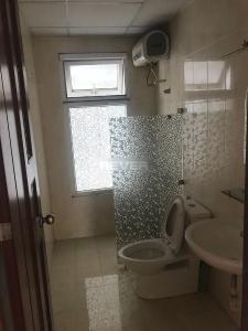Phòng tắm Phú Gia Hưng Apartment, Gò Vấp Căn hộ Phú Gia Hưng Apartment tầng trung, nội thất cơ bản.