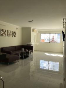 Bán căn hộ Central Garden trung tâm Quận 1, nội thất đầy đủ.