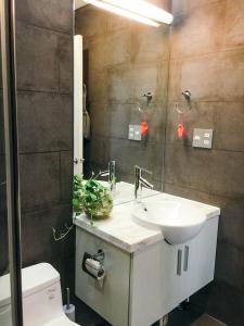 Căn hộ chung cư Mỹ Viên, Quận 7 Căn hộ Penthouse chung cư Mỹ Viên view nội khu yên tĩnh.
