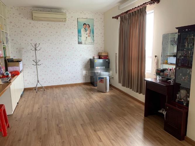 Căn hộ chung cư Đất Phương Nam, Bình Thạnh Căn hộ chung cư Đất Phương Nam sàn lót gỗ sang trọng, view thành phố.