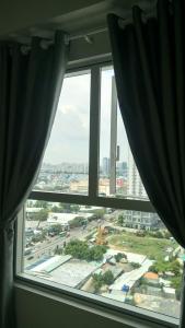 Phòng khách căn hộ SUNRISE CITY Bán căn hộ Sunrise City 1 phòng ngủ thuộc tầng trung, diện tích 35m2 