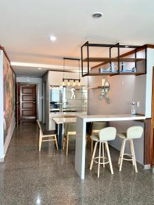 Nhà bếp căn hộ Hoàng Anh Thanh Bình Căn hộ Hoàng Anh Thanh Bình tầng cao, view ngắm trọn thành phố.