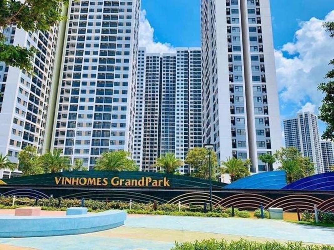 toà nhà căn hộ vinhomes grand park Căn hộ Vinhomes Grand Park tầng cao, hướng nhìn nội khu.