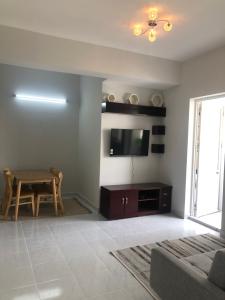 chung cư Lê Thành  Bán căn hộ chung cư Lê Thành tầng cao đầy đủ nội thất, view thành phố.