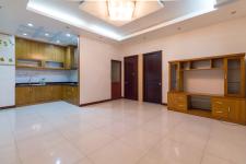 Cho thuê căn hộ 2 phòng ngủ tại chung cư Khánh Hội 1, diện tích 72m2, không nội thất, hướng ban công Đông Nam