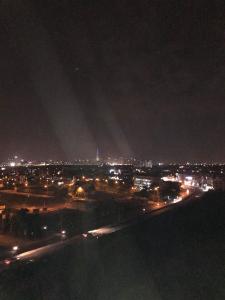 View  căn hộ Thủ Thiêm Garden Quận 9 Căn hộ Thủ Thiêm Garden tầng 10 đón view sông mát mẻ, đầy đủ nội thất.