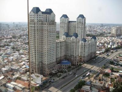 The Manor Quận Bình Thạnh Căn hộ The Manor tầng thấp, ban công hướng Nam.