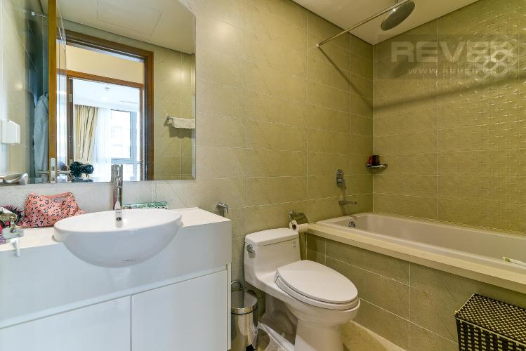 Toilet căn hộ Vinhomes Central Park Cho thuê căn hộ Vinhomes Central Park 2PN, tháp Landmark Plus, diện tích 57m2, đầy đủ nội thất