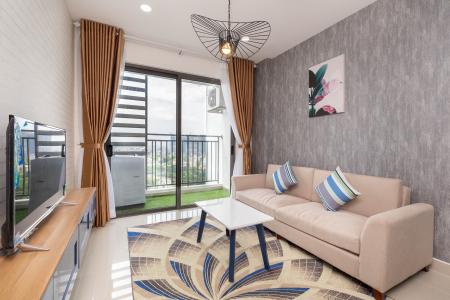 Phòng khách căn hộ The Sun Avenue Căn hộ The Sun Avenue tầng trung, view thành phố nhộn nhịp.
