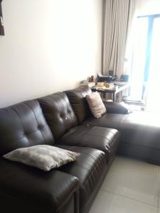 Phòng khách căn hộ ERA TOWN Bán căn hộ Era Town tầng trung, 3 phòng ngủ, diện tích 89m2, thiết kế hiện đại.