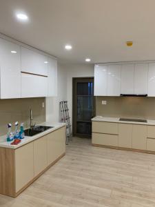 bếp căn hộ Saigon South Residence Cho thuê căn hộ tầng cao Saigon South Residence nội thất đầy đủ.