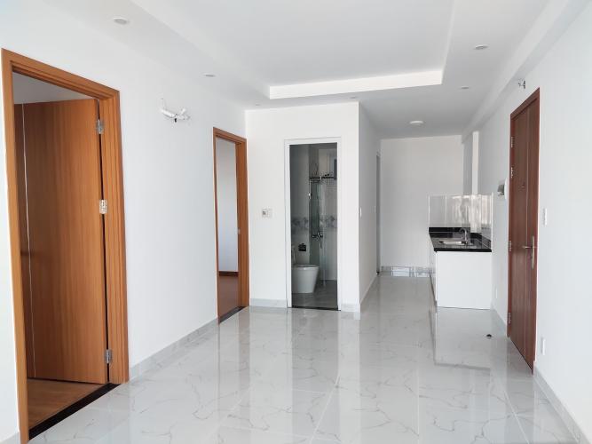 Phòng khách Conic Riverside, Quận 8 Căn hộ Conic Riverside tầng trung, view nội khu yên tĩnh.