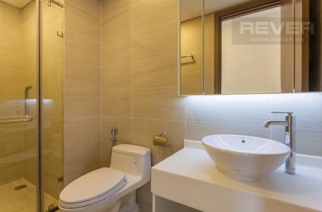 Phòng tắm 1 Căn hộ Vinhomes Central Park tầng thấp hướng Đông tháp P6