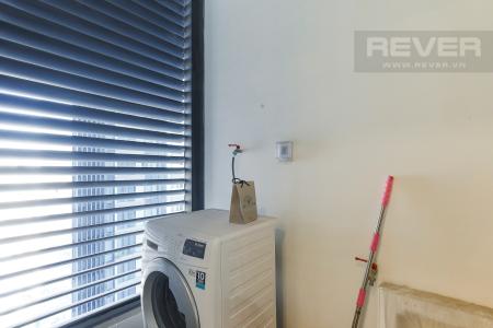 Logia Bán căn hộ Vinhomes Golden River tầng cao, 2PN, view đẹp