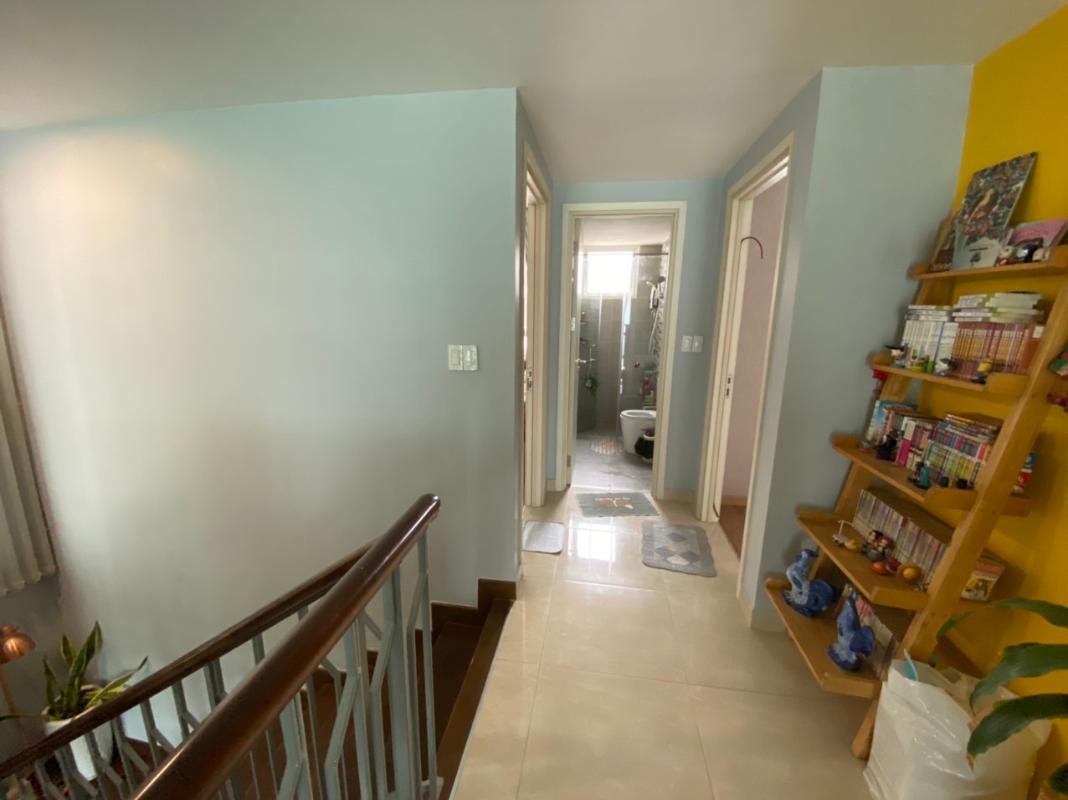 13 Bán căn hộ Duplex The Krista Apartment thuộc tháp T1, 4 phòng ngủ, diện tích 198.35m2, đầy đủ nội thất