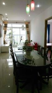 Phòng khách căn hộ Ngọc Lan Apartment Căn hộ Ngọc Lan Apartment bàn giao đầy đủ nội thất, view tầng cao.