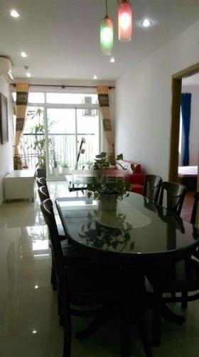 Phòng khách căn hộ Ngọc Lan Apartment Căn hộ Ngọc Lan Apartment bàn giao đầy đủ nội thất, view tầng cao.