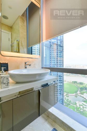 49152caca3af45f11cbe Cho thuê căn hộ Vinhomes Central Park 2PN, tháp Landmark 81, đầy đủ nội thất, hướng Đông Nam, view hồ bơi