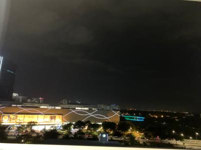 View Scenic Valley Quận 7 Căn hộ tầng trung Scenic Valley view nội khu hồ bơi.